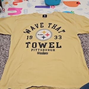 NFL Team Apparel Yellow T-Shirt Pittsburgh Steelers